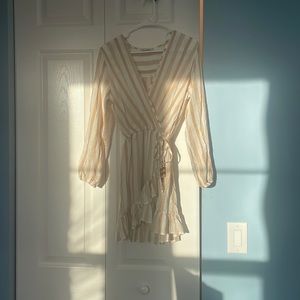 Women's striped, adjustable belt cover-up NWOT